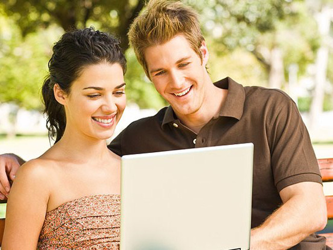 Các cửa hàng đã tận dụng hiệu ứng tâm lý này để “dụ” khách hàng mù quáng chi trả cho một thương hiệu