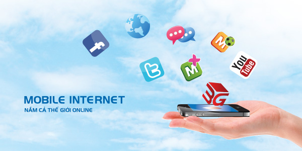 Du khách châu Á nghiện mobile internet