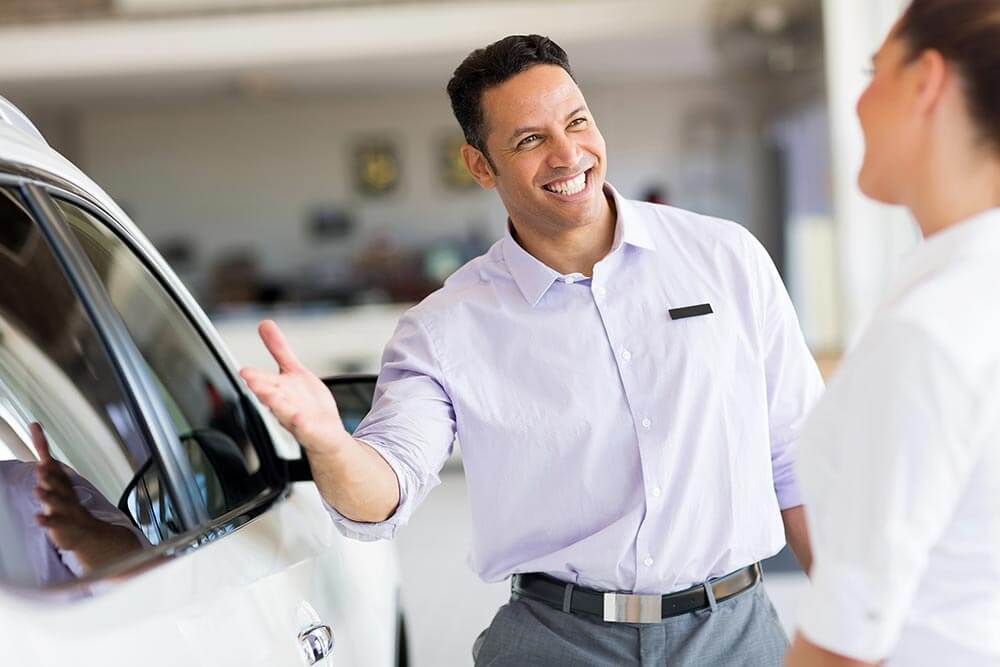 THẰNG SALES BÁN XE – Ngọt, nhạt nghề Sales ô tô